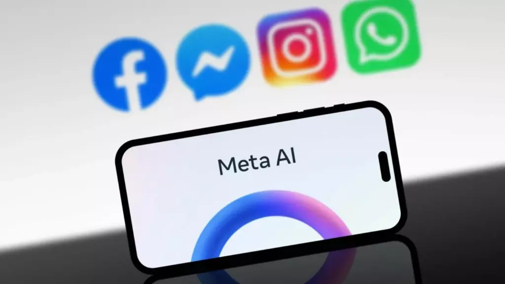 Meta AI на экране и логотипы Facebook, Messenger, Instagram и WhatsApp на фоне, символизирующие ИИ-интеграцию в соцсети Meta.